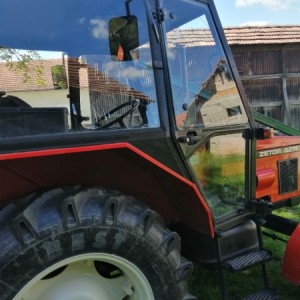 Zetor5211