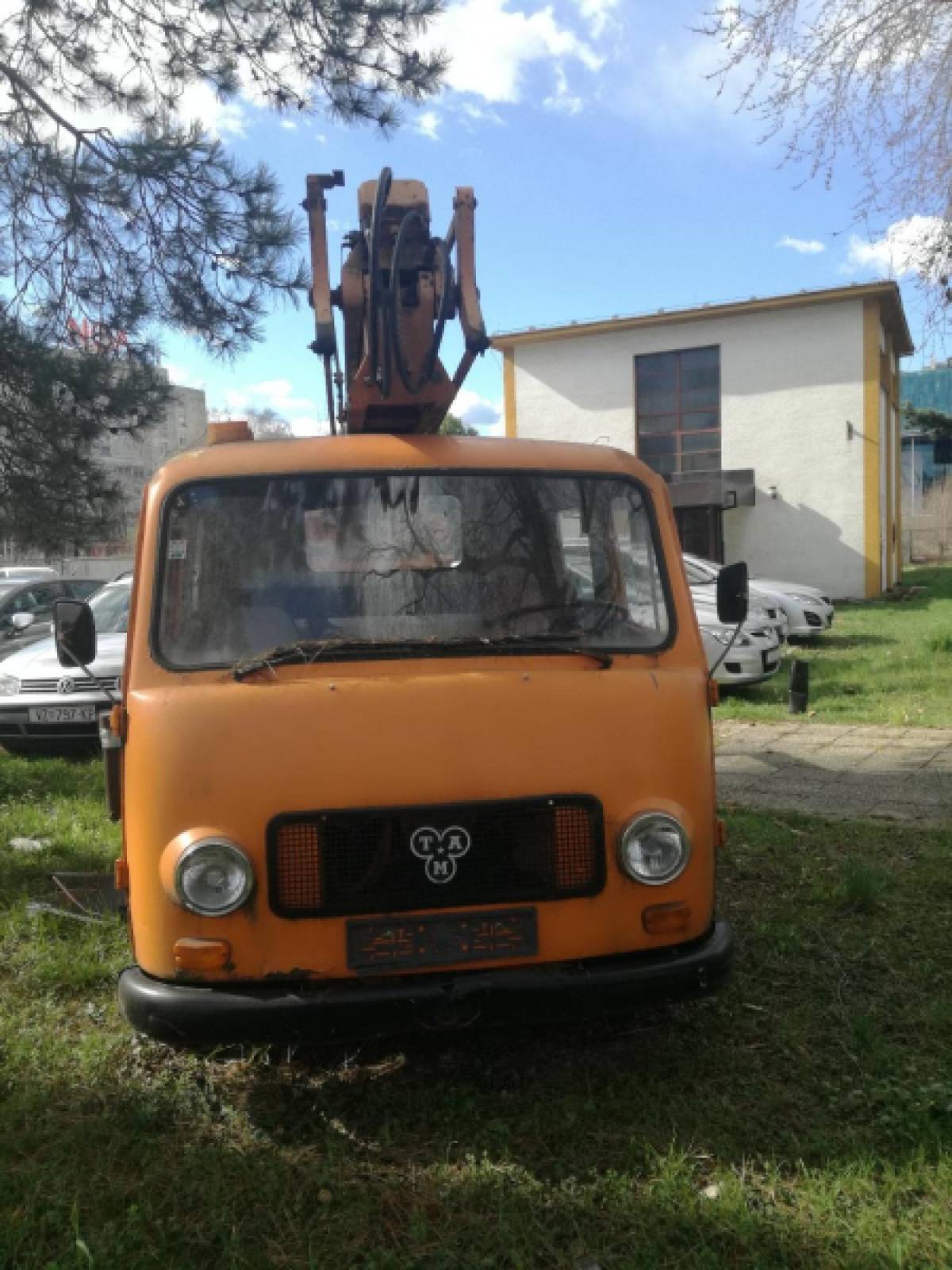 Dizalica auto-korpa