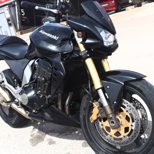 Kawasaki Z1000 PRILIKA!!!, 2006 god.