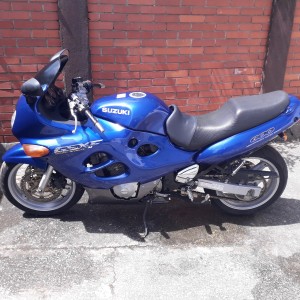 SUZUKI GSXF 600 KATANA