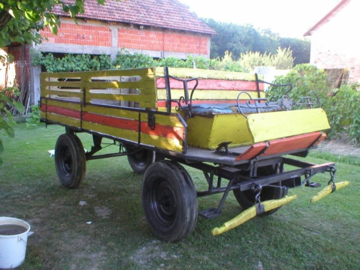 PLATON ZA KONJE SA KOCNICOM I RUCNOM. Tel: 099/428-37-49 / 4500KNa