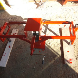 dizalica za traktor kosilicu
