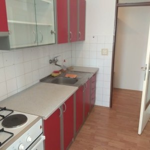 Stan: Osijek (Gornji Grad, Naselje Vladimira Nazora), 42 m