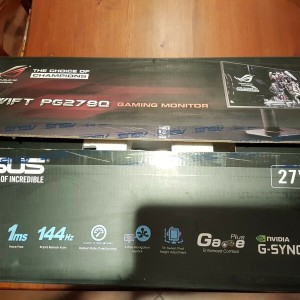 ASUS ROG SWIFT PG278Q 27 "monitor za igre