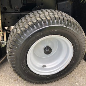 Traktor kosilica Jonsered