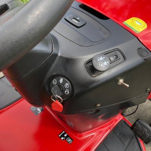 Traktor kosilica Jonsered