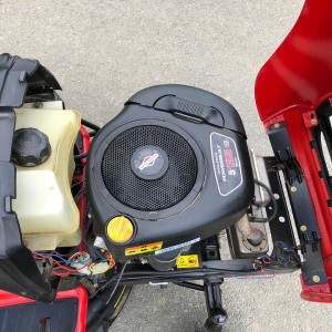 Traktor kosilica Jonsered