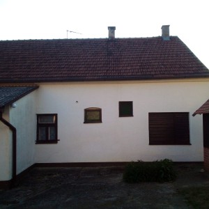 Prodaja kuće sa okućnicom