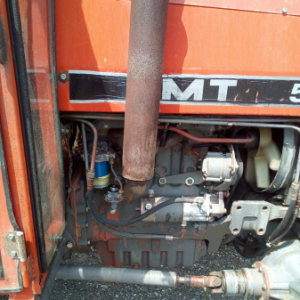Prodajem traktor