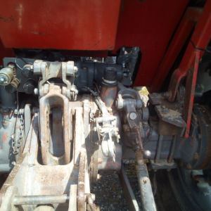 Prodajem traktor