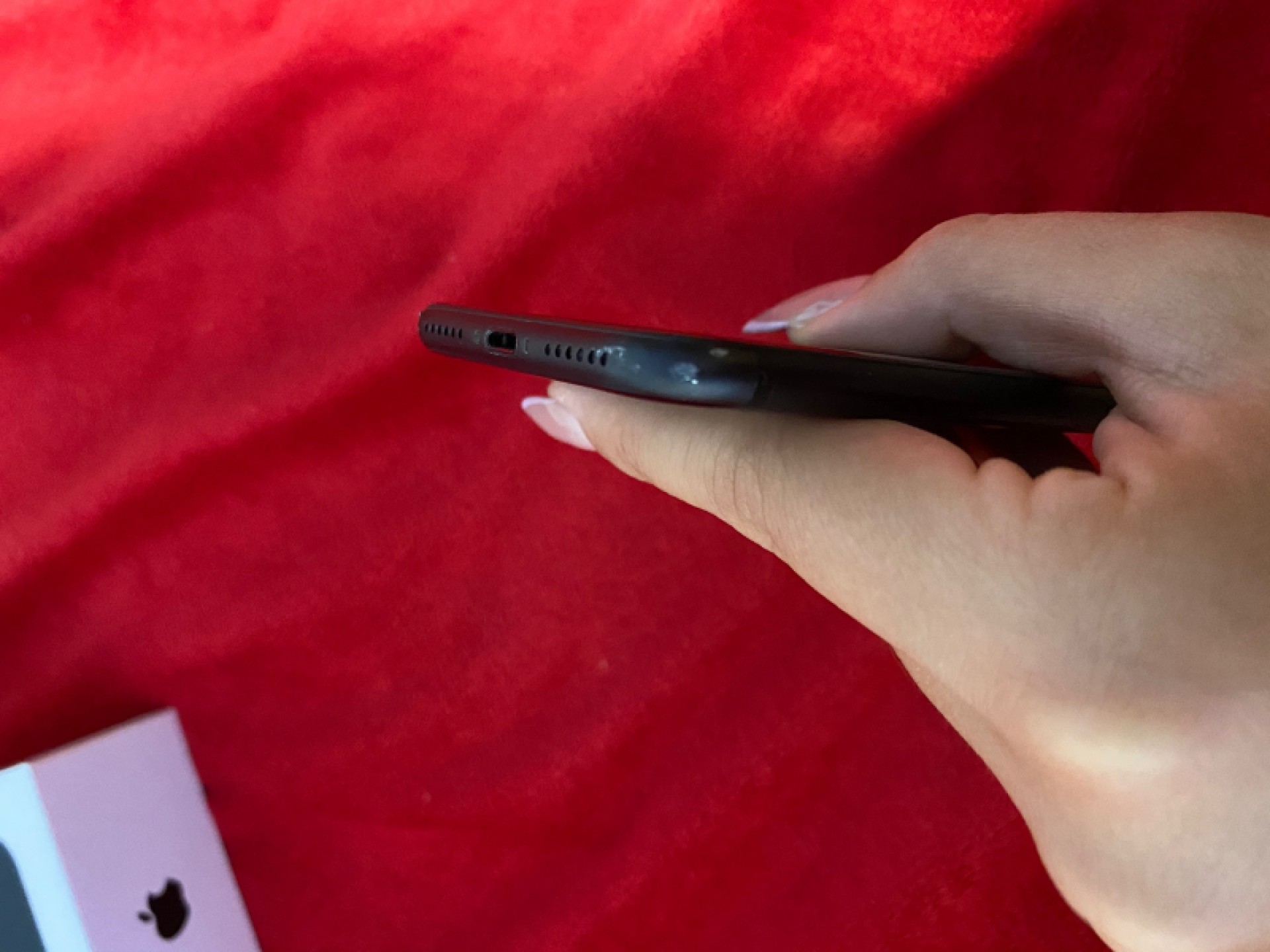 Prodajem iPhone 7 32GB