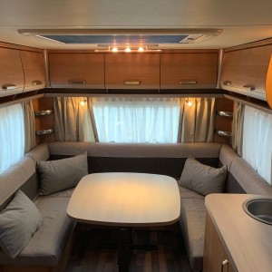 Poklon Karavan Knaus 750 FKU Sport