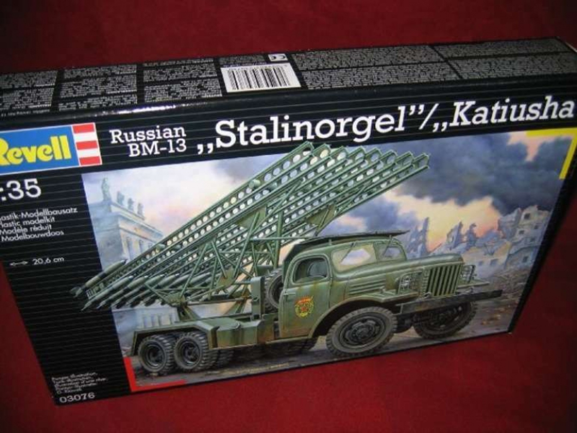 Maketa kamion BM-13 Stalinorgel Katiusha 1/35 1:35