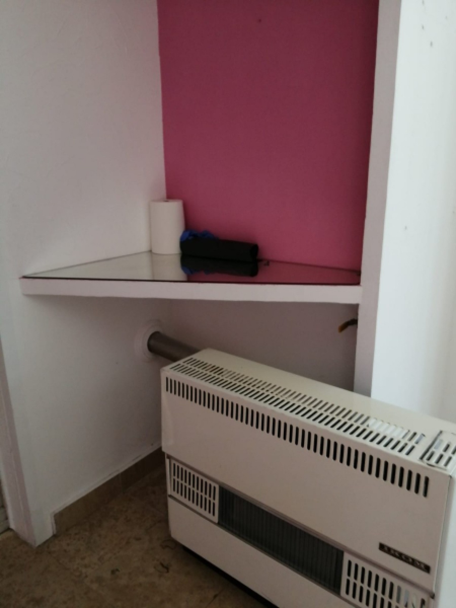 Iznajmljujem poslovni prostor