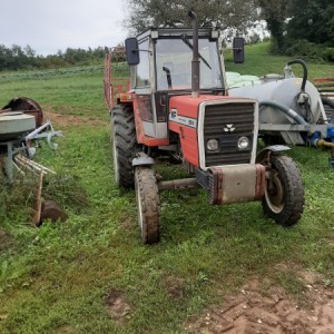 traktor massey 284s