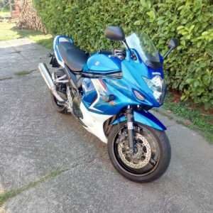 Suzuki Gsx650F Katana