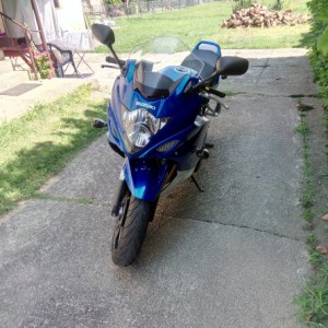 Suzuki Gsx650F Katana