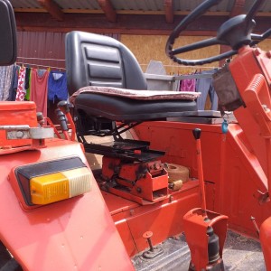 Traktor Vladimirec T 25