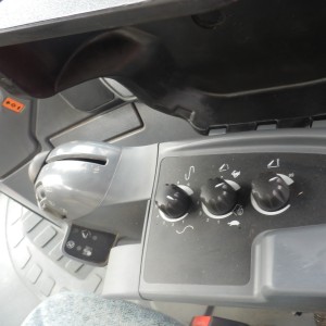 Prodam traktor New Holland TS110A electrocommand