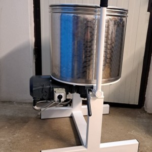 Mješaliza za meso , KIP-70 litara, 50 kg mesa, kipajuća