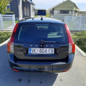 Zamjena za auto s sedam sjedala