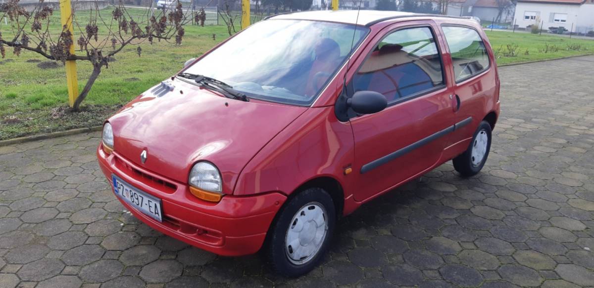 Prodaje se Renault Twingo 1.2