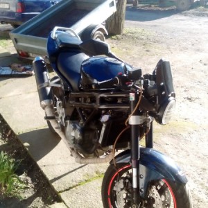 Hyosung gt 650 zamjena za auto
