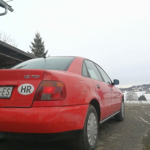 Prodajem Audi A4 1.9 tdi 1995. godište
