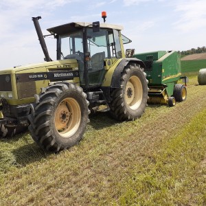 TRAKTOR HURLIMANN 6135 ELITE