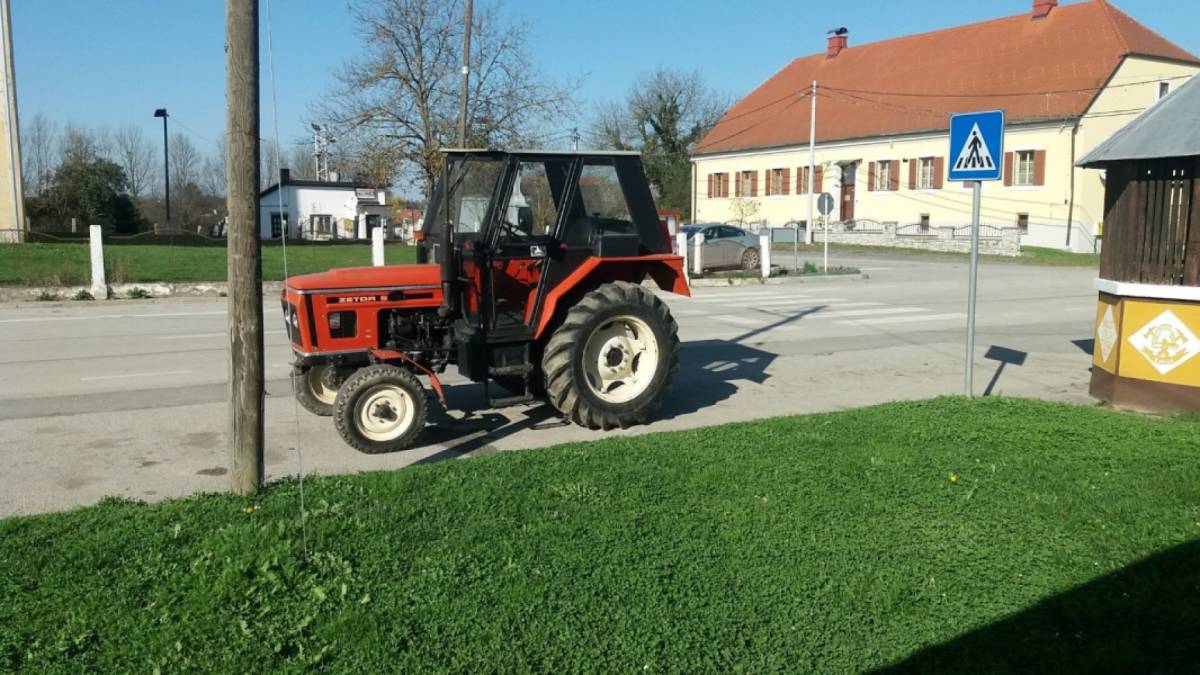 traktor zetor