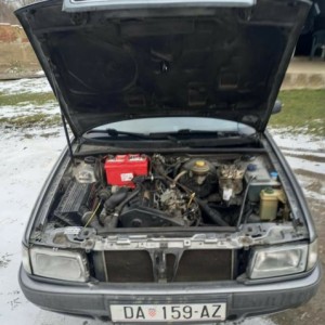 PRODAJE SE Audi80 b4 1993.godište