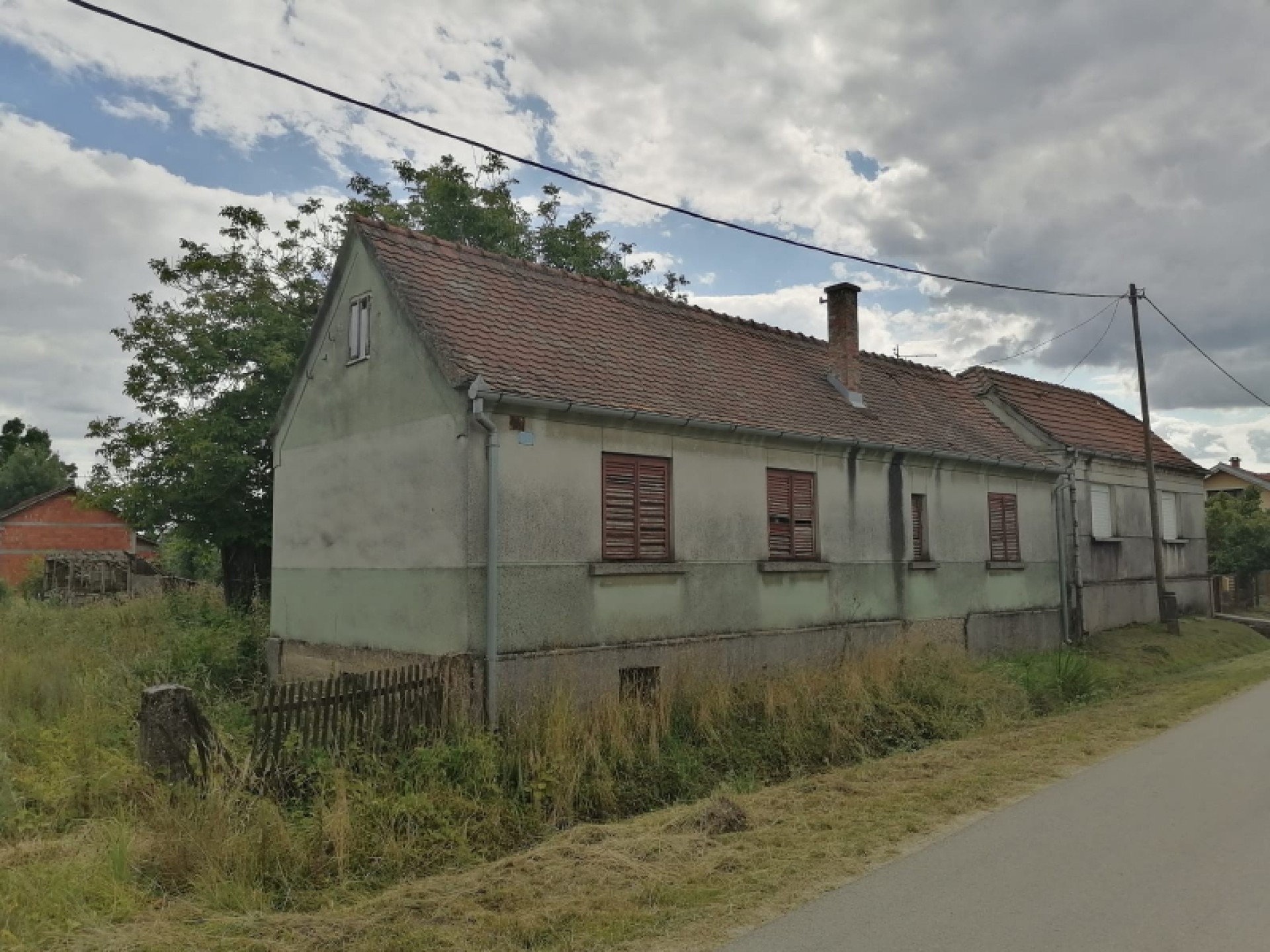 Peskovec br 56 (između Vrbovca i Dugog sela)