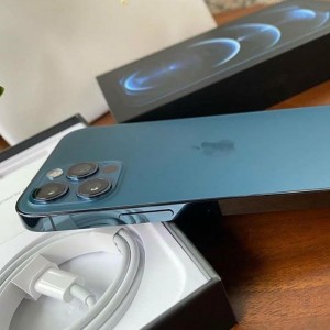 Sony PlayStation PS5 Console Disc Edition = 400EUR