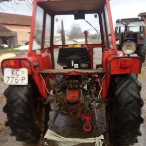 Traktor Imt