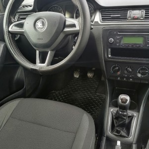 Škoda Rapid 1.6 TDI(2015g.)