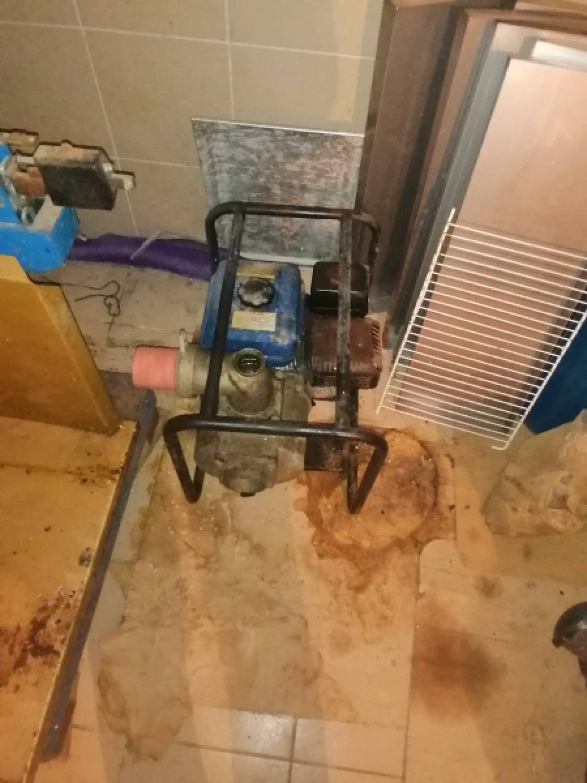 Prodajem pumpu za vodu