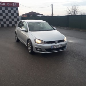 Volkswagen GOLF VII