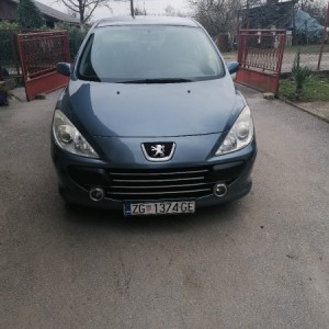 Prodajem peugeot307 2007 diezel, reg do 16.01.2021