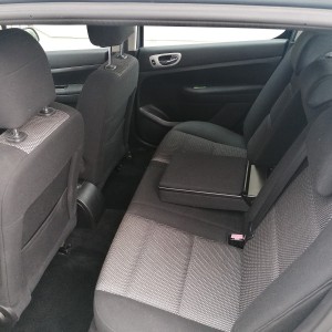 Prodajem peugeot307 2007 diezel, reg do 16.01.2021