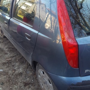Prodajem Fiat Punto