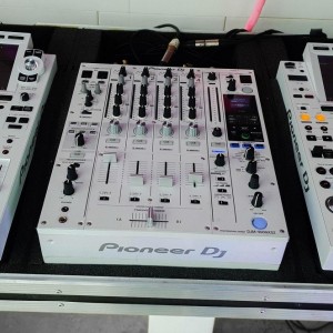 Pioneer CDJ-3000, Pioneer CDJ-2000NXS2, Pioneer DJM-900NXS2