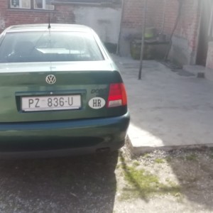 VW POLO
