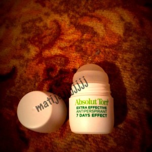 ROLL-ON antiperspirant, praktičan i učinkovit!!!!! STOP znojenju!