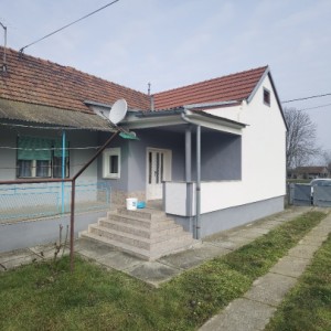 Prodajem kucu