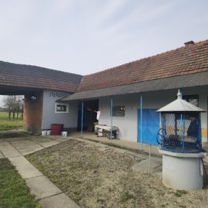 Prodajem kucu