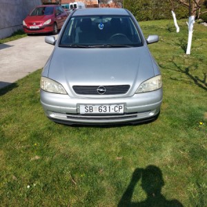 Opel astra