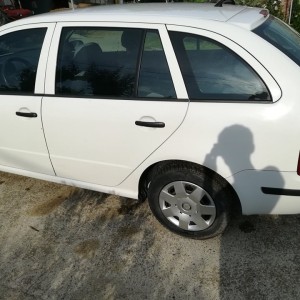 Prodajem škoda fabiu 1.9 sdi