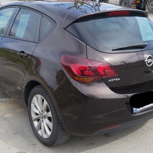 Opel astra