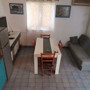 Prodajem dvosobni apartman