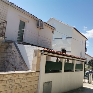 Prodajem dvosobni apartman